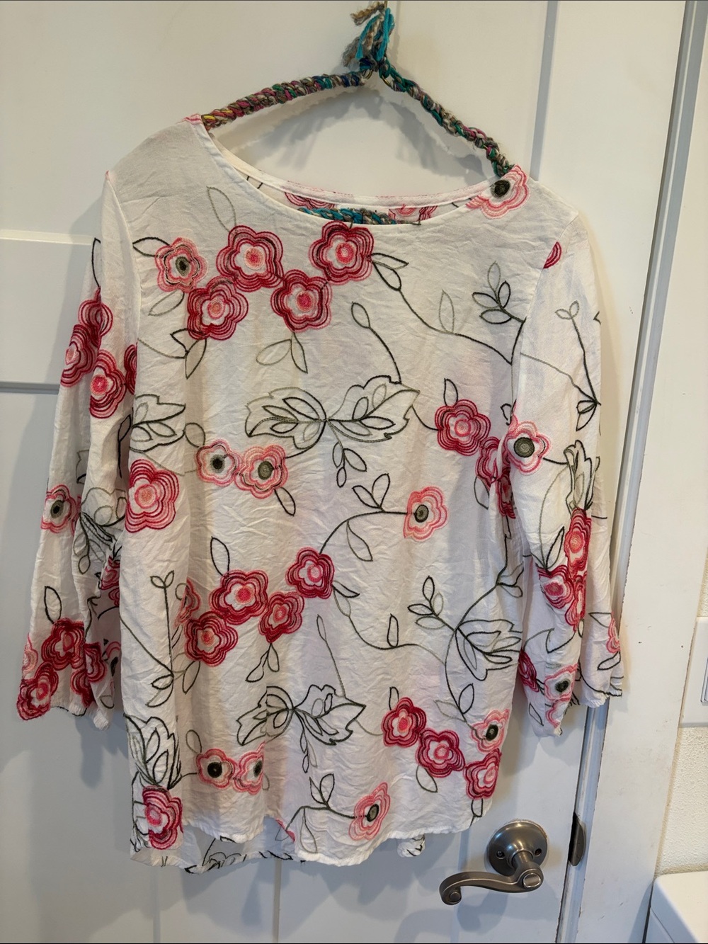 Kindred Anthropology White Floral Embroidered Women's Tunic with Pink Accents